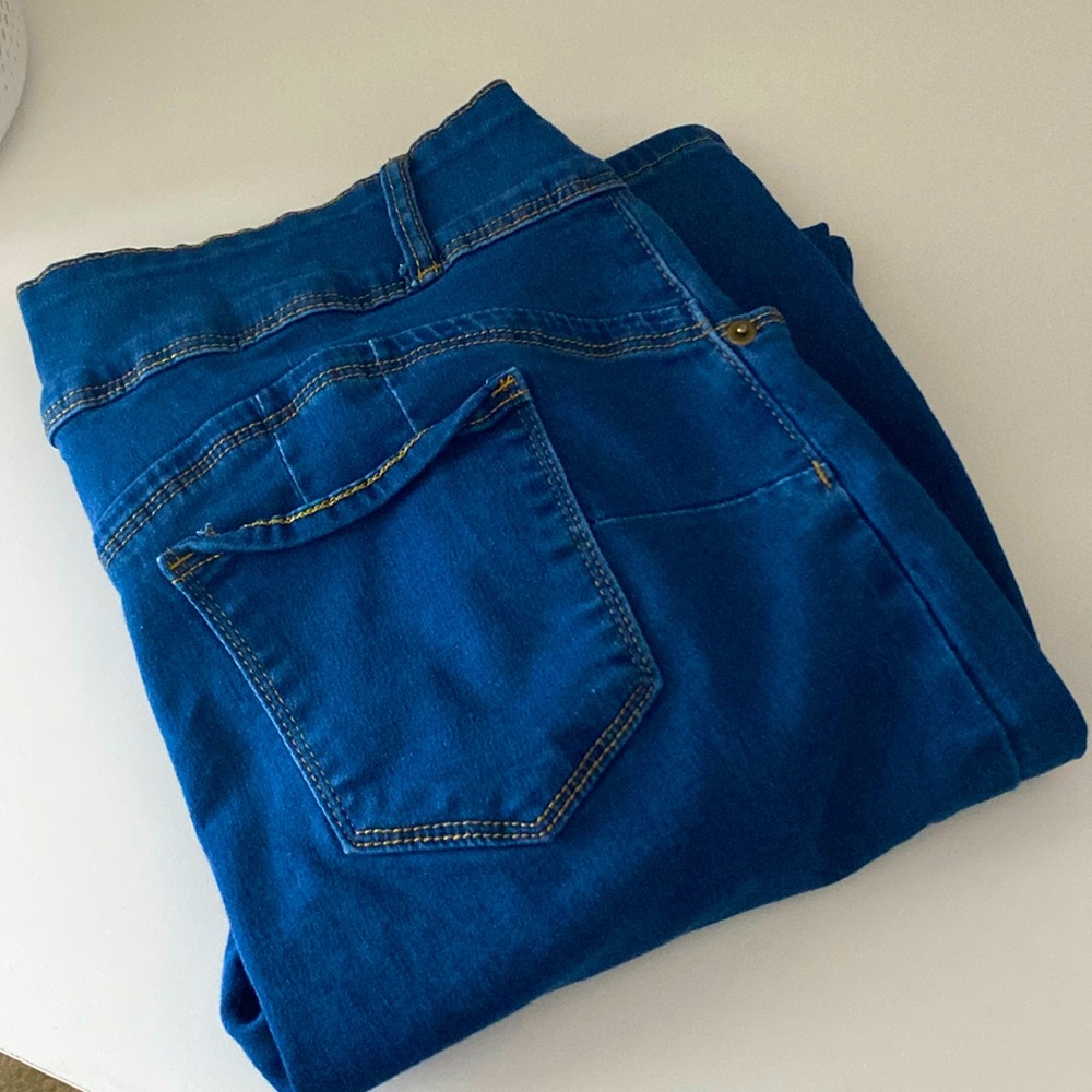 Women’s jeans